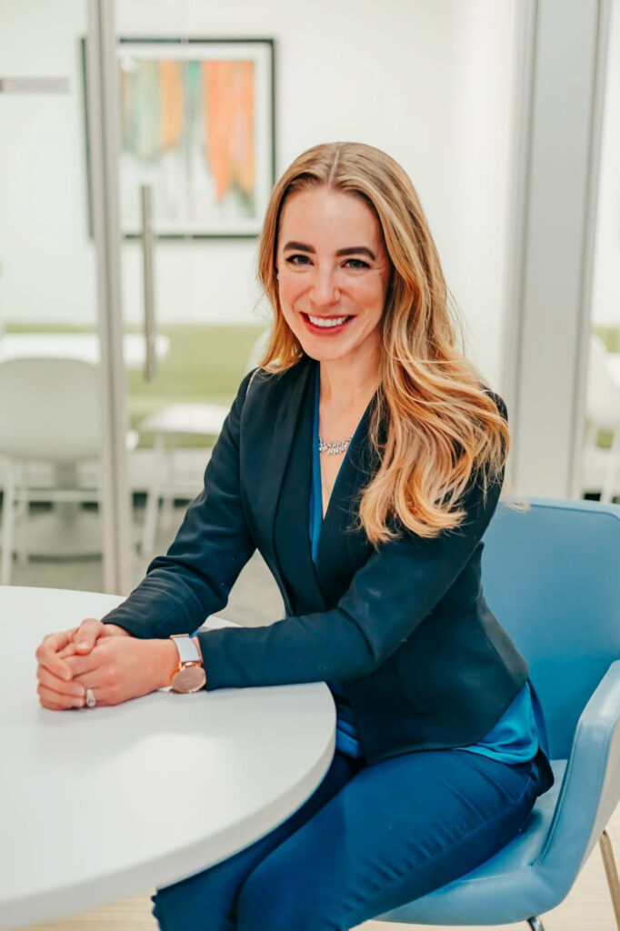 Beth Ralston 亨里克森工商开发副总裁