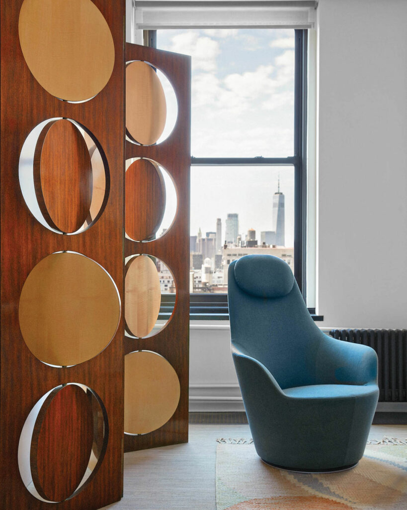 蓝臂轮椅办公室