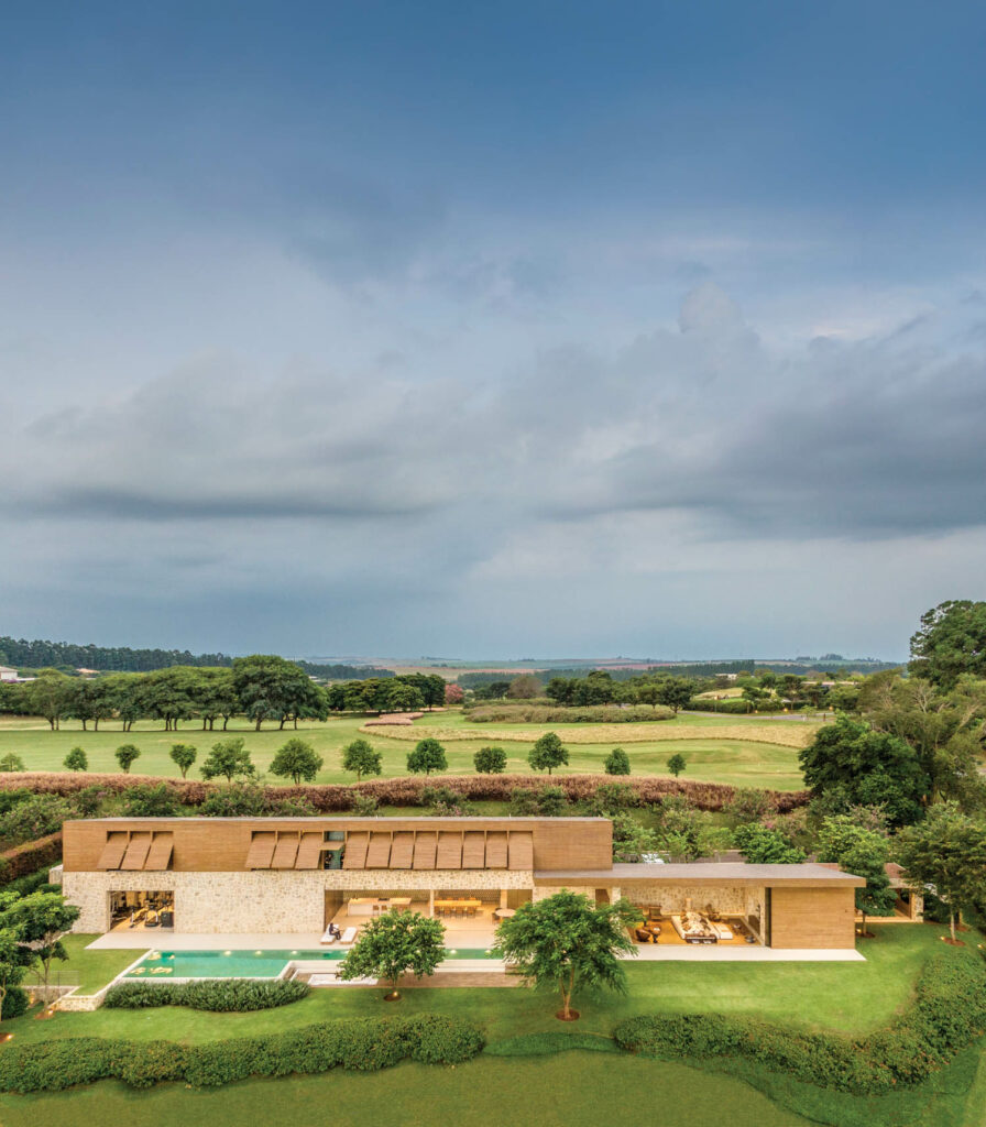 14000平方尺家庭上层松网