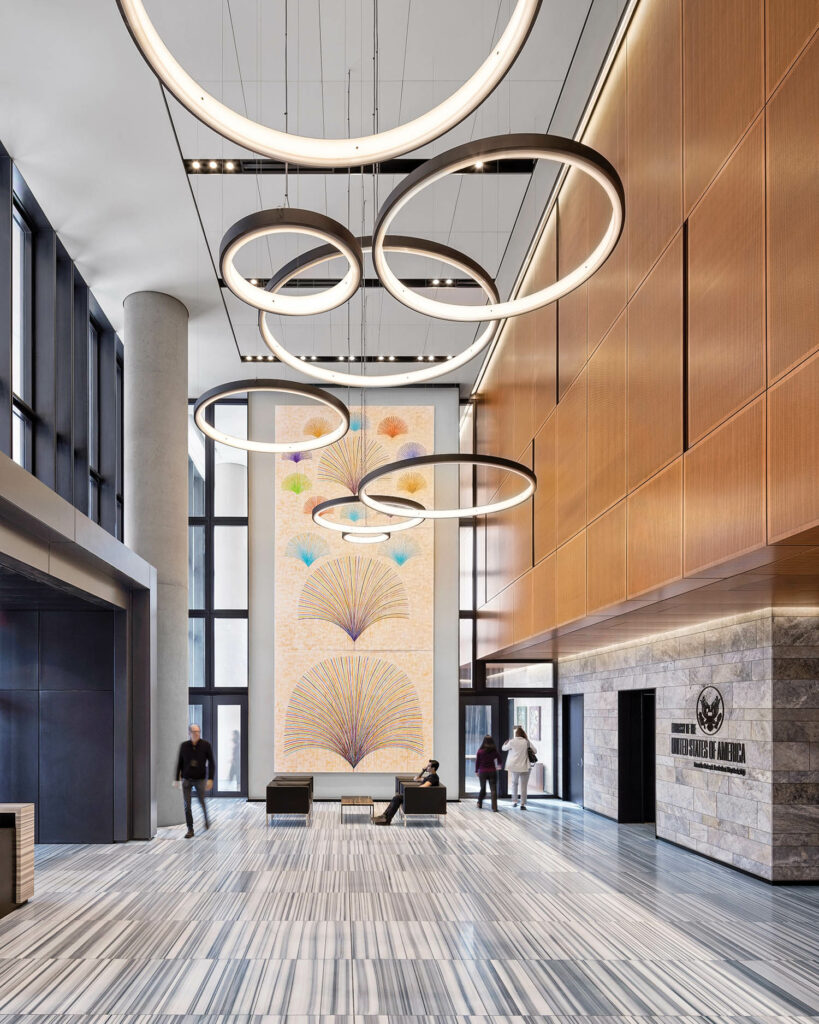 走廊上方环光安装